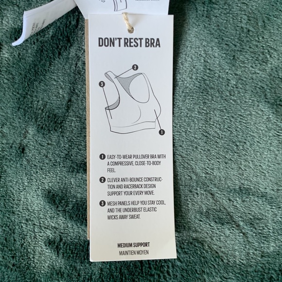 Adidas primeblue bra medium support XS NWT - Picture 12 of 13